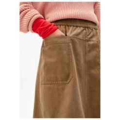 Armedangels Women's Fridrikaa Pocket - Skirt 9 Armedangels Women's Fridrikaa Pocket - Skirt -Maloja Arme Shop armedangels womens fridrikaa pocket skirt detail 4