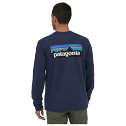 Patagonia L/S P-6 Logo Responsibili-Tee - Longsleeve 7 Patagonia L/S P-6 Logo Responsibili-Tee - Longsleeve -Maloja Arme Shop patagonia l s p 6 logo responsibili tee longsleeve detail 3